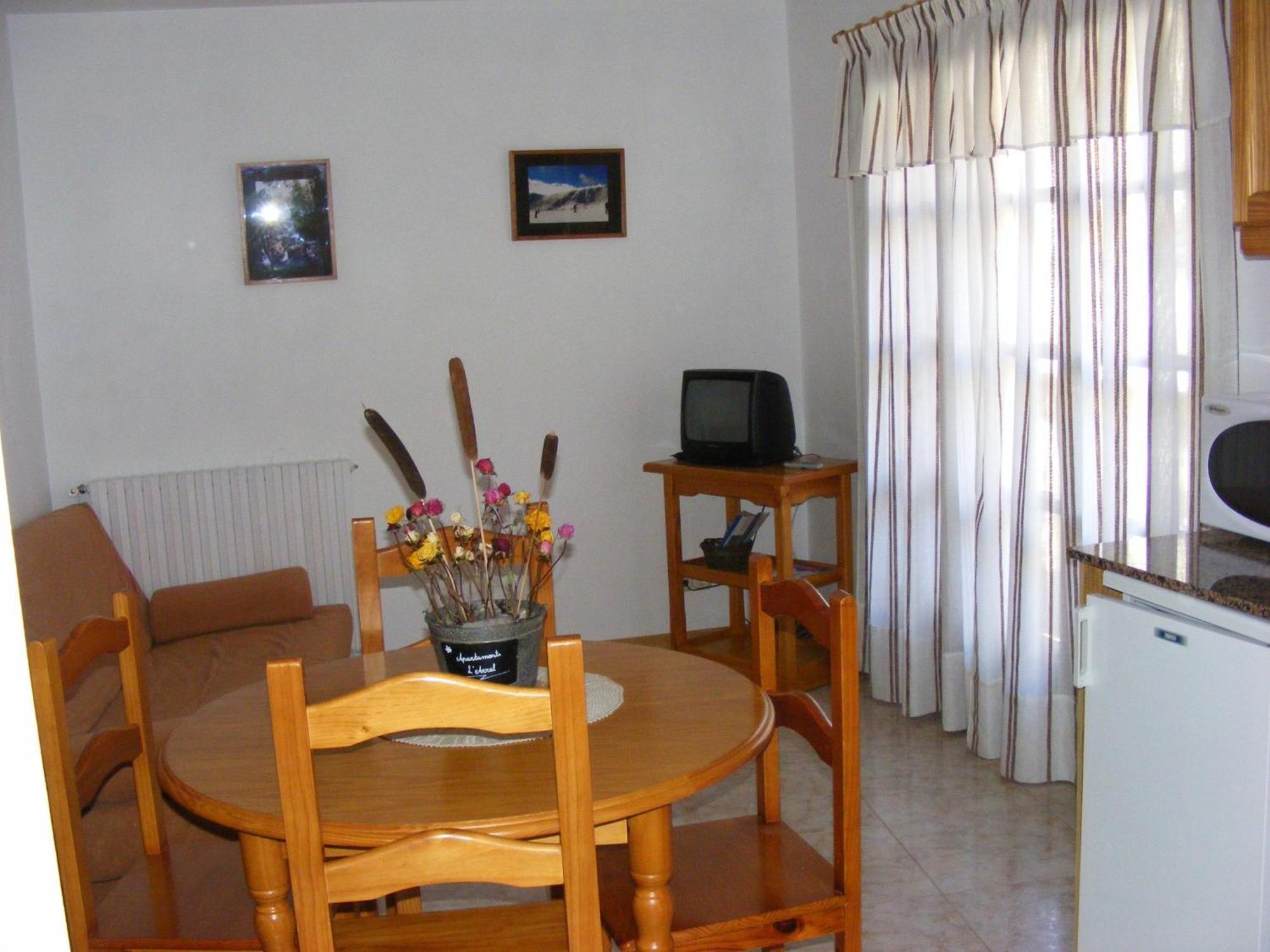 Apartaments L'Arrel Espot Zewnętrze zdjęcie